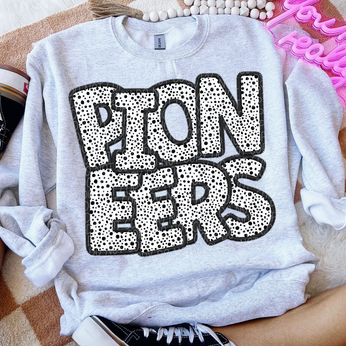 Pioneers - Polka Dot Mascot